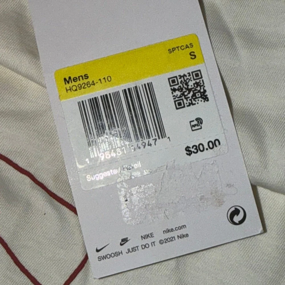 Nike Mens Soothe Your Sole Graphic T-Shirt Sail Cream HQ9264-110 Small NWT